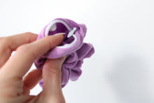 Load image into Gallery viewer, Sweet Pea Zipper Scrunchie
