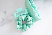 Load image into Gallery viewer, Silk Curl Set - Mint

